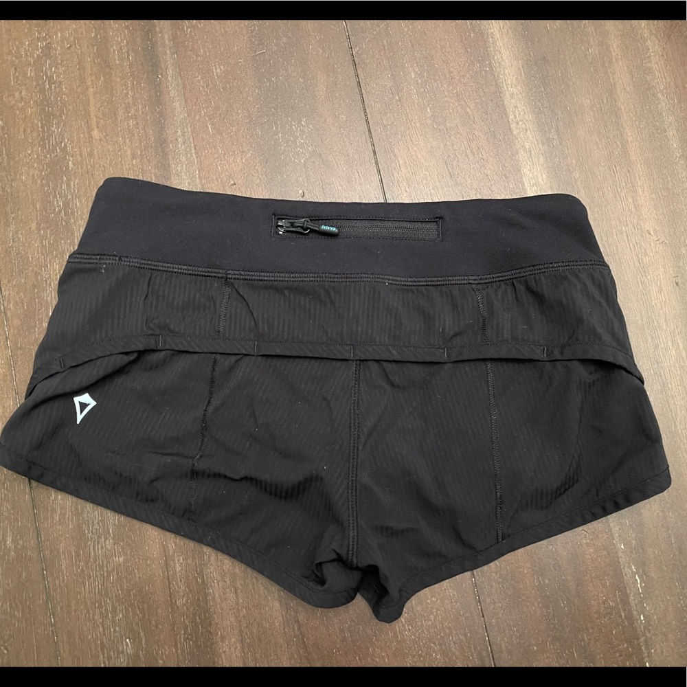 Ivivva by lululemon girls shorts